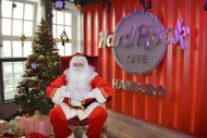 Hamburgs wahrer Weihnachtsmann im Hard Rock Cafe 